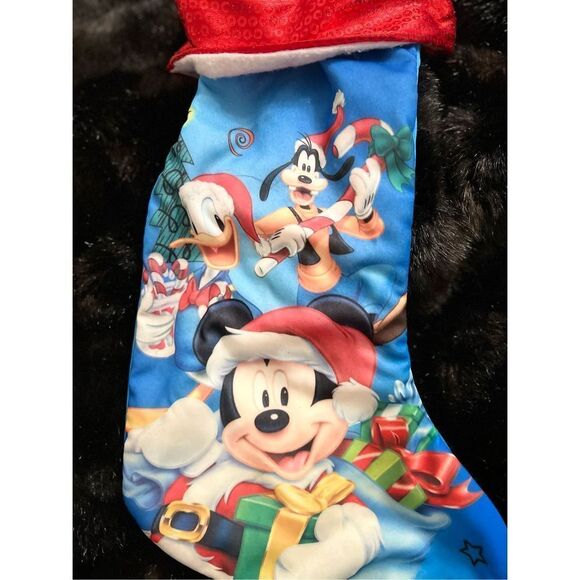 Disney Christmas stocking featuring Mickey Donald & Goofy - Picture 2 of 3